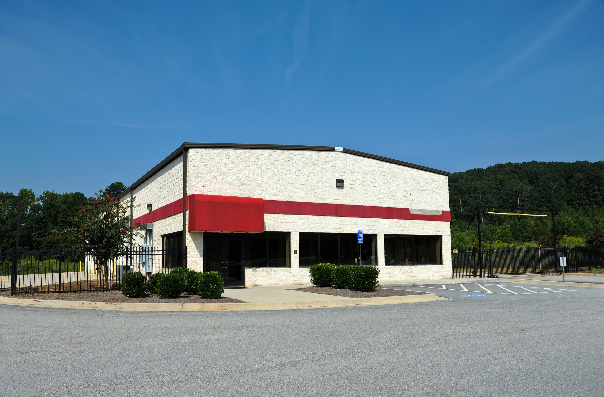 A Vacant Commercial Building available for sale or lease